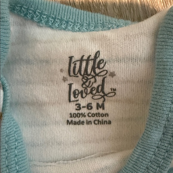 3-6 month onesie - Picture 2 of 2